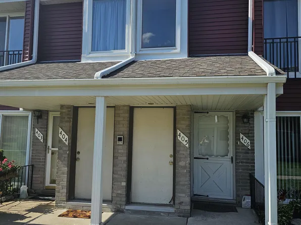 405 Sunset Ln #34, Saint Clair Shores, MI 48082