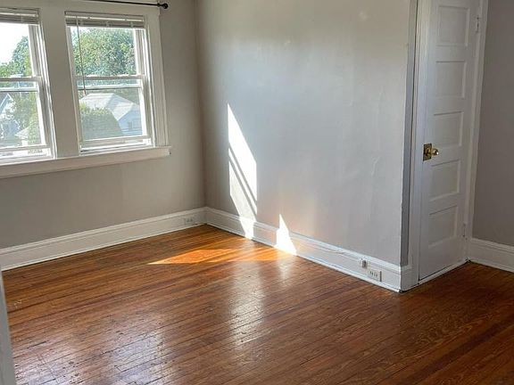 5th image of 15 Whittemore Pl