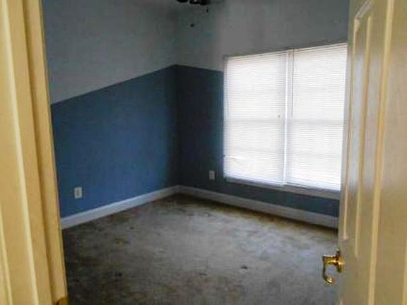 4th image of 20577 Blue Water Ct