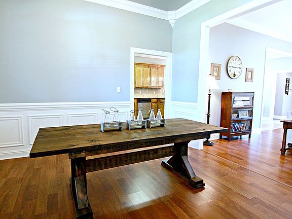 4th image of 468 Grand Oaks Dr