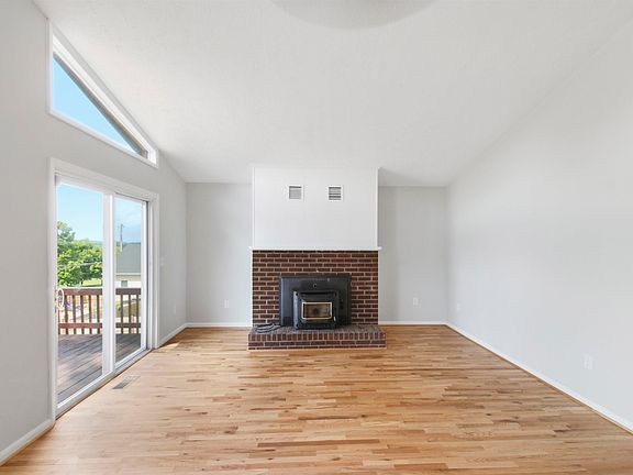 5th image of 416 Woodland Cir