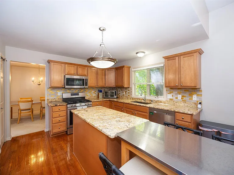 3481 Castlewood Ct — Photo 30