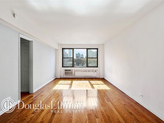 3rd image of 408 W 57th St APT 7A