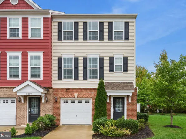 8858 Englewood Farms Dr, Manassas, VA 20112