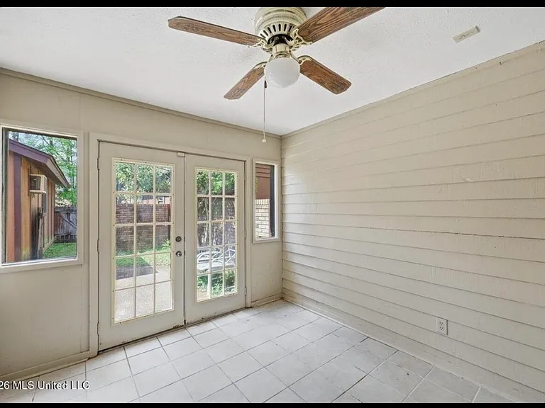 5 Shore Dr — Photo 18