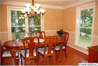 3rd image of 5008 Green Oakes Cir SE