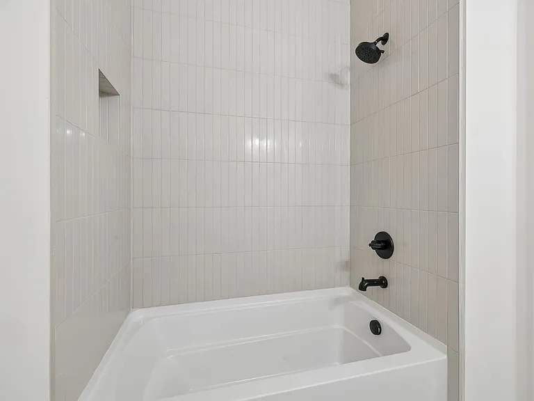 912 N 12th St — Photo 8
