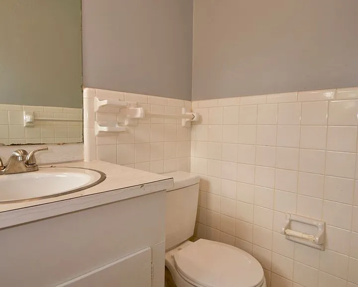 1309 Robinette Dr — Photo 10