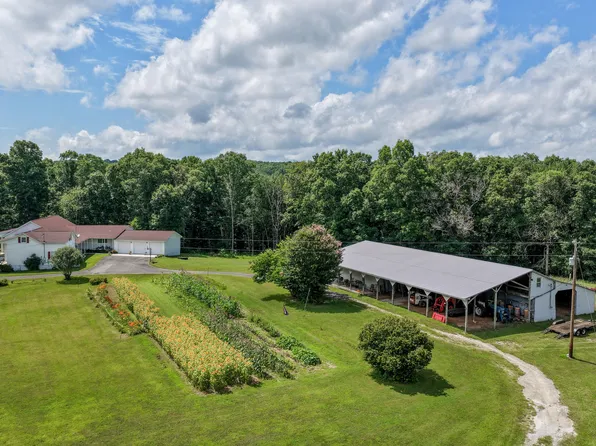 7055 Mooneyham Lonewood Rd, Spencer, TN 38585