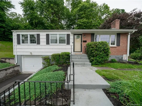 92 Bernard Road, Berlin, CT 06037