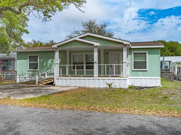 403 Palmetto Ave, Fulton, TX 78358