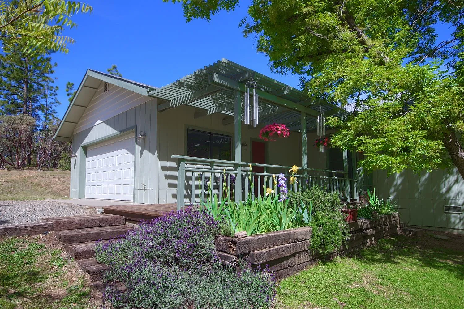 5855 Evergreen Ln photo 1