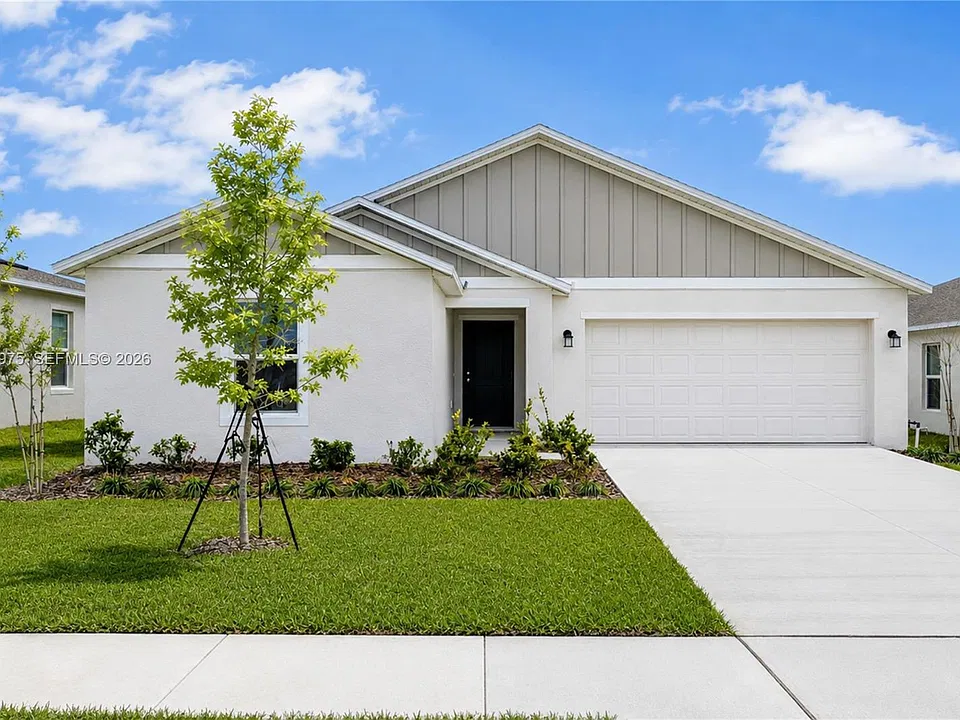 2406 McKinley Dr