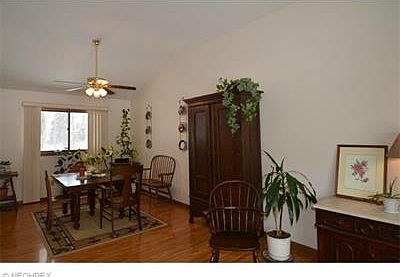 4th image of 27394 Benwood Cir