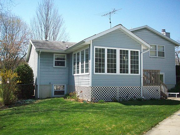3rd image of 4654 Catskill St
