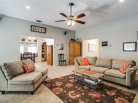 4th image of 808 Fondren Dr