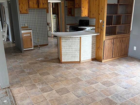 3rd image of 10 Rickey Place