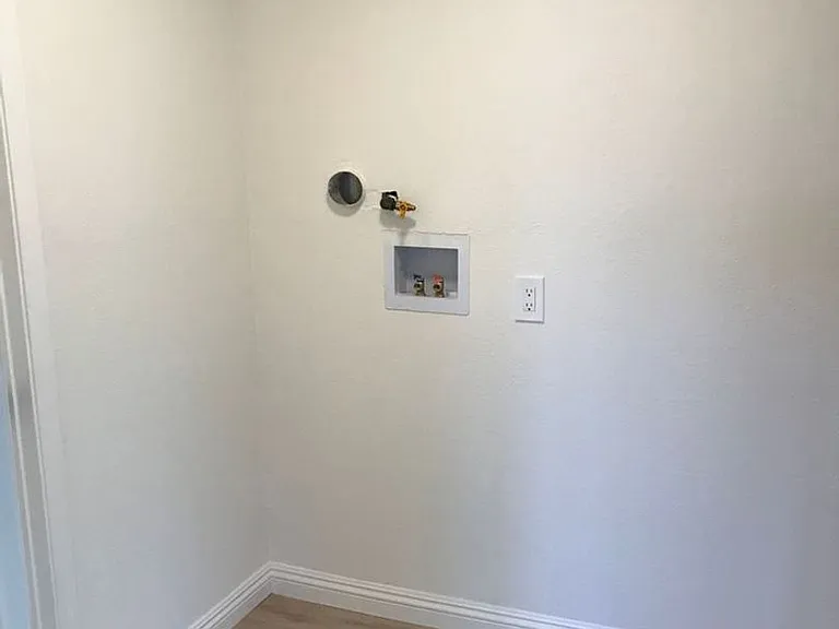 1190 Oak Grove Dr — Photo 10