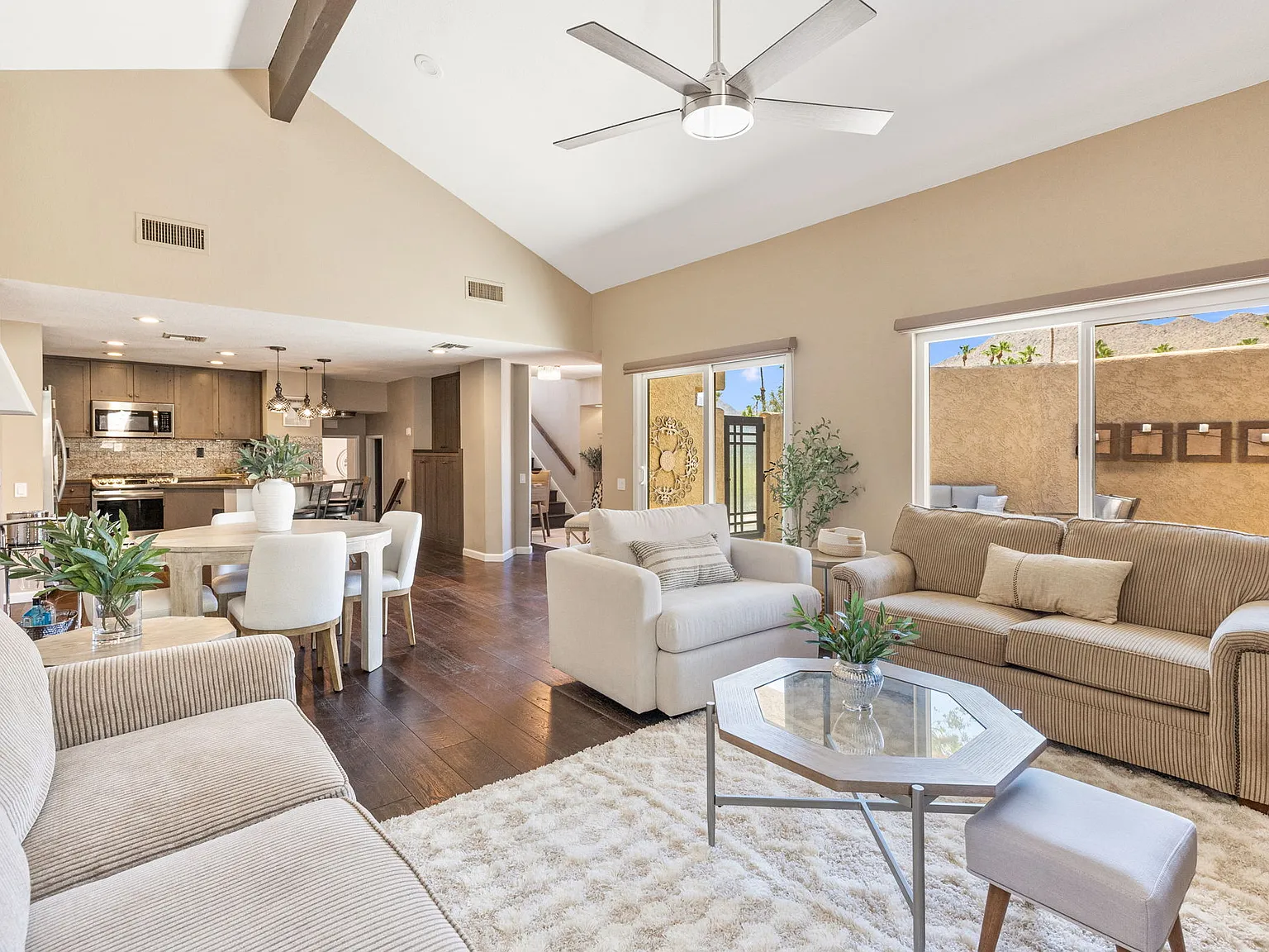 3 bed, 1737 sqft, $8,250 — Photo 1