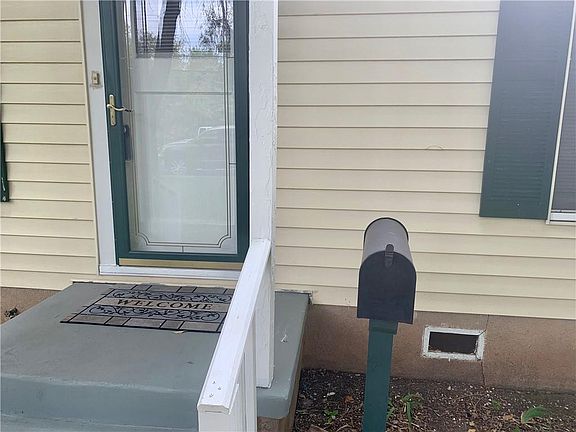 3rd image of 5713 Woodrow Ave
