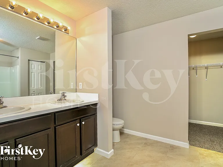 4285 SW Walker St — Photo 6