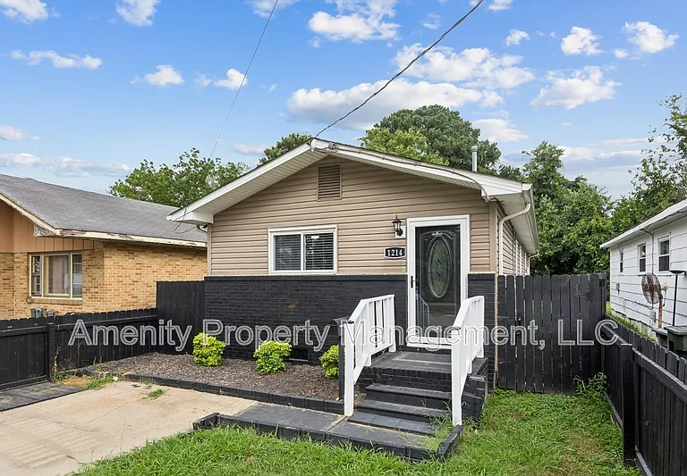 1214 Bethel Ave — Photo 3