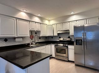 61 Elm Ter, Flemington, NJ 08822