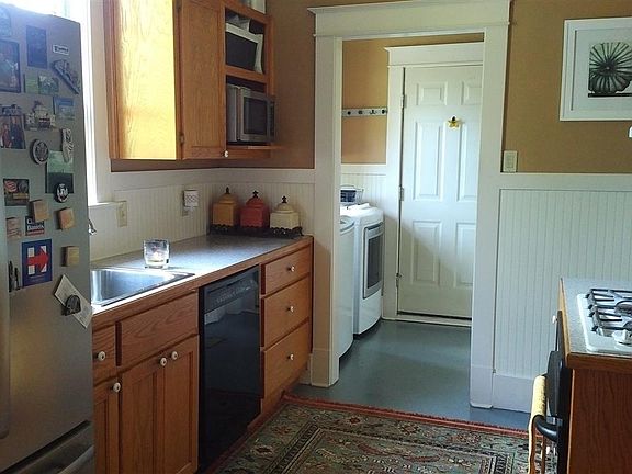 5th image of 310 W 14th St