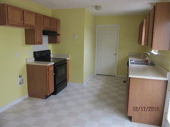 5th image of 8741 Burleson Ln