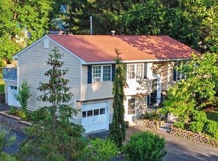 23 Hankin Loop, Poughkeepsie, NY 12601