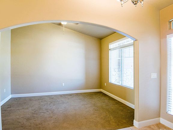 4th image of 2878 E Crimson Creek Dr