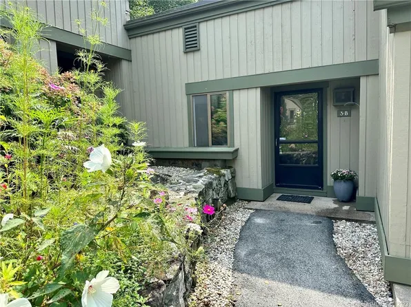 3 Heritage Circle #B, Southbury, CT 06488