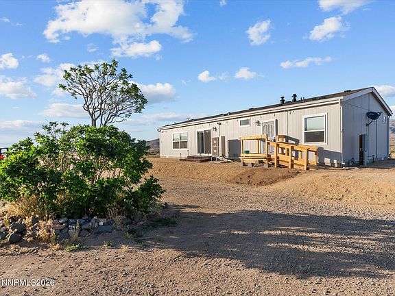 3rd image of 4555 Amy Rd