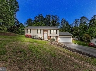 27084 Jeannie Ct, Mechanicsville, MD