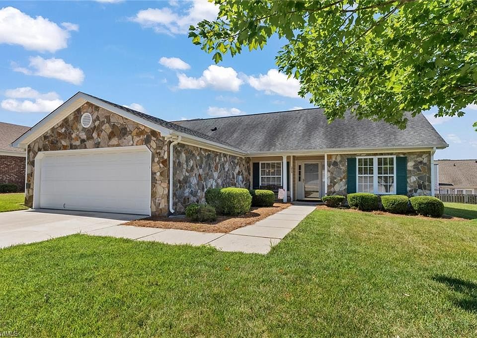 1st image of 3952 Cobblestone Bend Dr