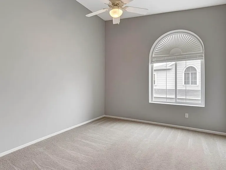 10295 Cherry Brook St — Photo 8