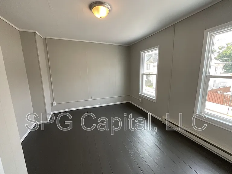 115 N Penn St — Photo 6