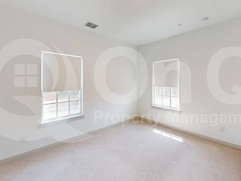 7416 Atlas Dr — Photo 11