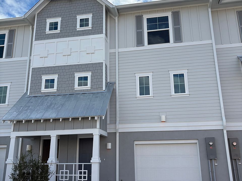 New 3-story townhome with private entry and 2-car garage