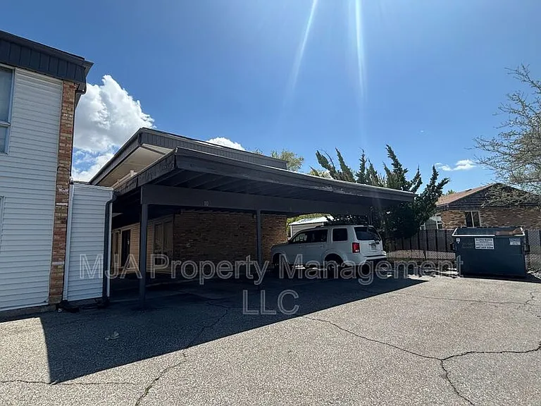 1165 Edgewood Dr #2 — Photo 18