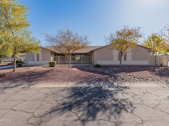 3rd image of 1745 E Palm Parke Boulevard