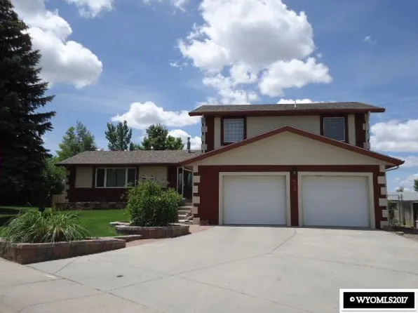 1980 Kelly Dr, Casper, WY 82609
