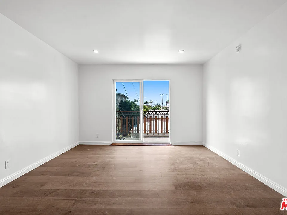 616 Sunset Ave #D