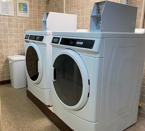5th image of 561 Morgan Ave APT 2A