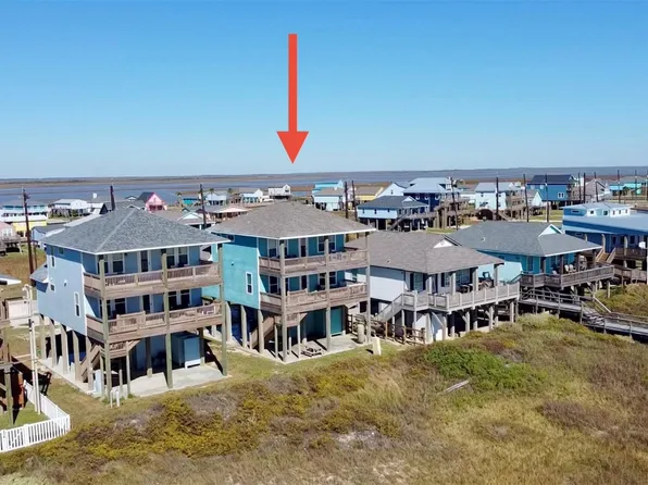 4518 Blue Water Hwy, Freeport, TX 77541