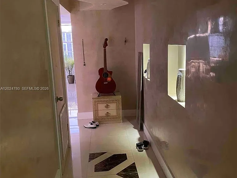 18081 Biscayne Blvd #1904 — Photo 11