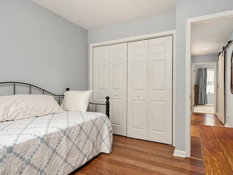 8953 Treesdale Dr — Photo 25