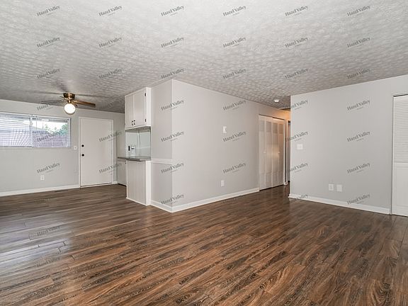 4th image of 4814 Neptune Ln