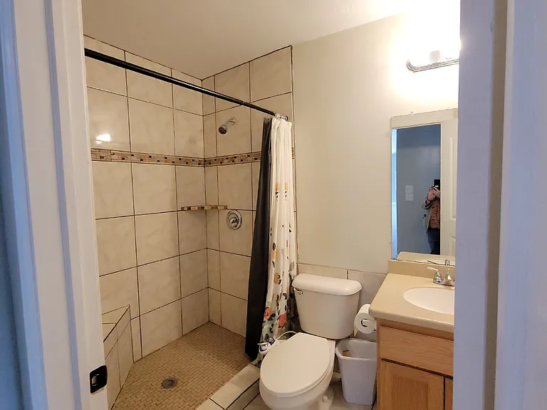 1065 N Canyon St — Photo 17