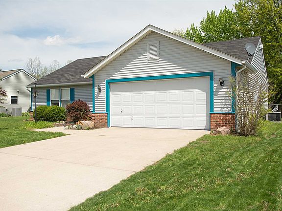 2nd image of 417 N Brookfield Dr